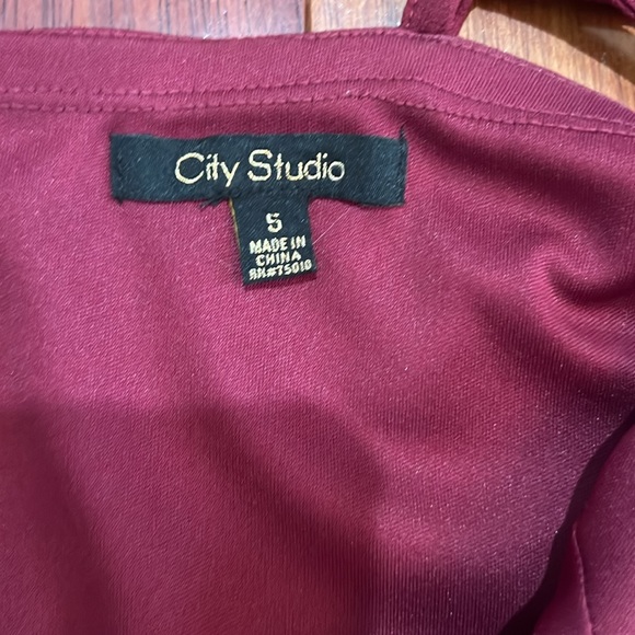 Dress - Picture 7 of 7